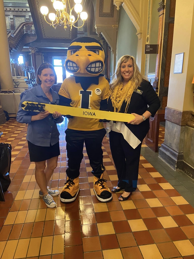 Kecia Leary and Amanda Shoemaker with Herky
