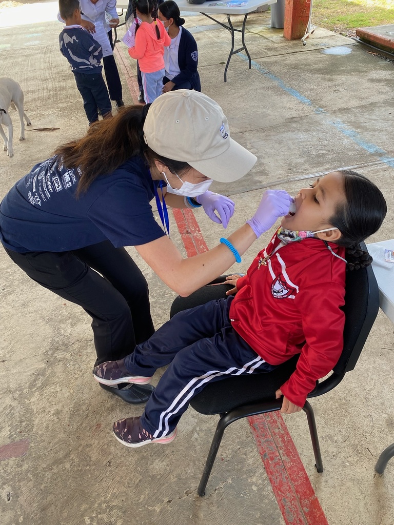 Jackie Yeh providing dental care in Mexico