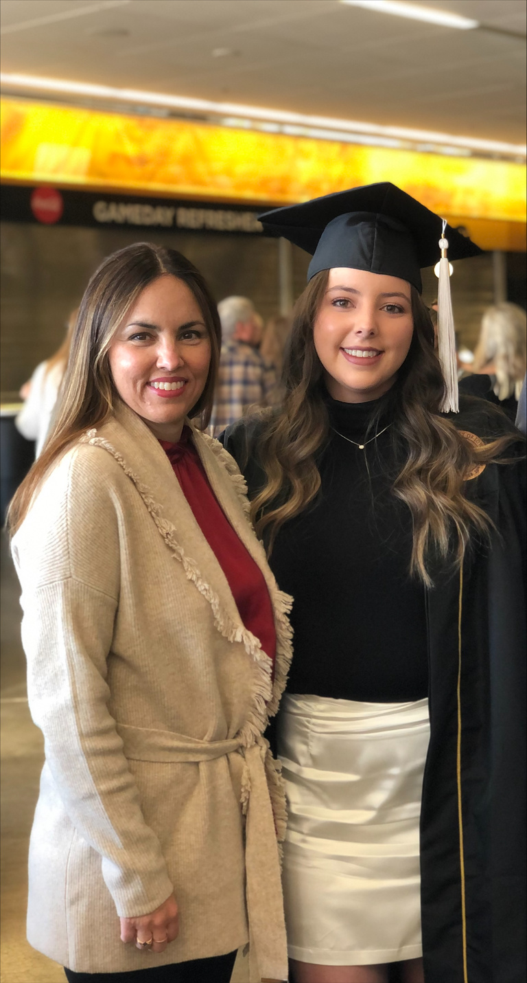 Gabrielle Mumm and her mom, Kristi Stutsman