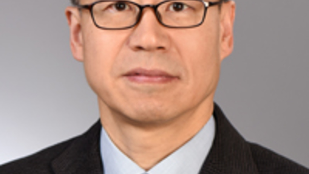 Dr. Chonghwa Kim headshot